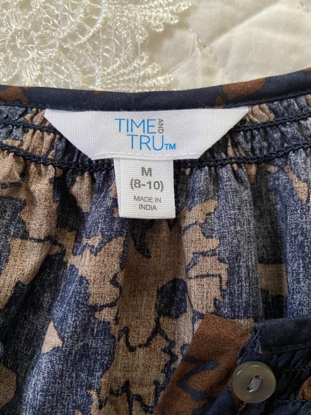 Time and Tru Navy and Brown Floral Boho Cottagecore Button-Down Blouse Size M - Picture 4 of 15